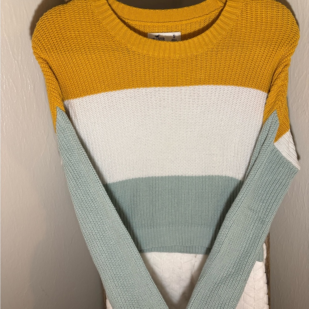 Hollister Colorblock Sweater - Mustard, White, Mint
